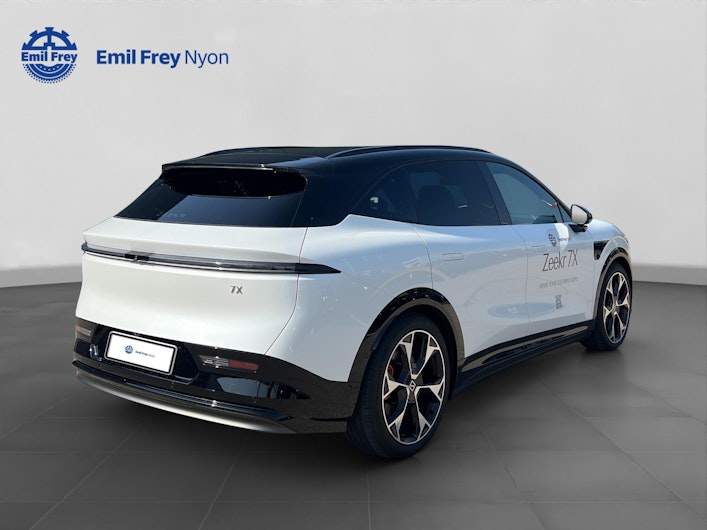 Vehicle image ZEEKR X