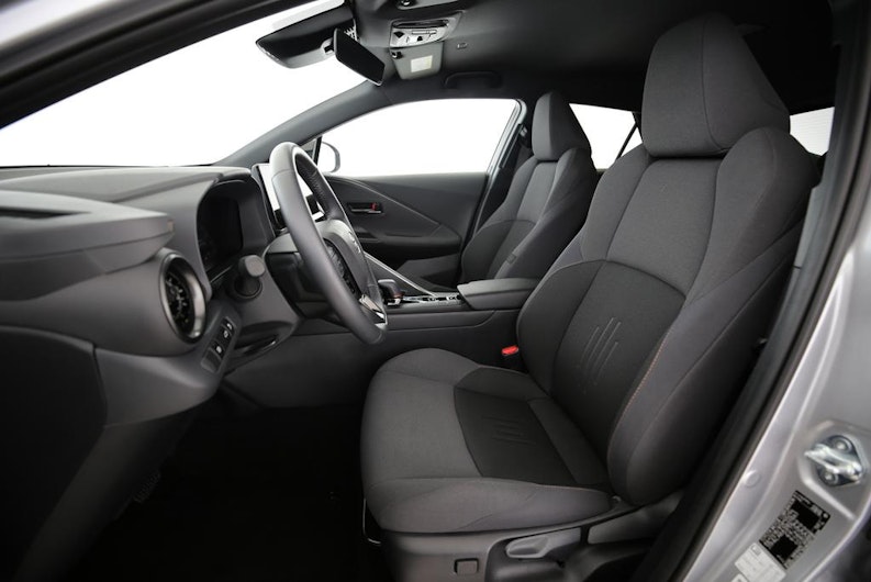 Vehicle image TOYOTA C-HR