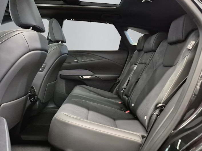 Vehicle image LEXUS RX