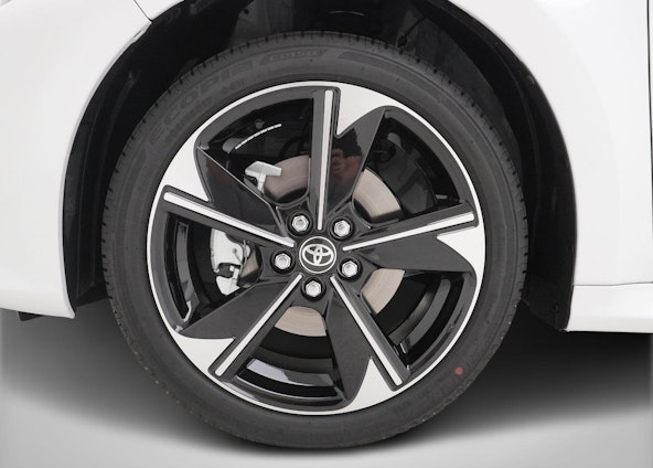 Vehicle image 5 Vehicle image 5