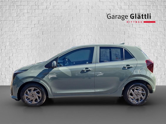 Vehicle image 14 Vehicle image 14