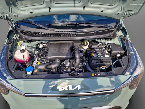 Vehicle image 13 Vehicle image 13