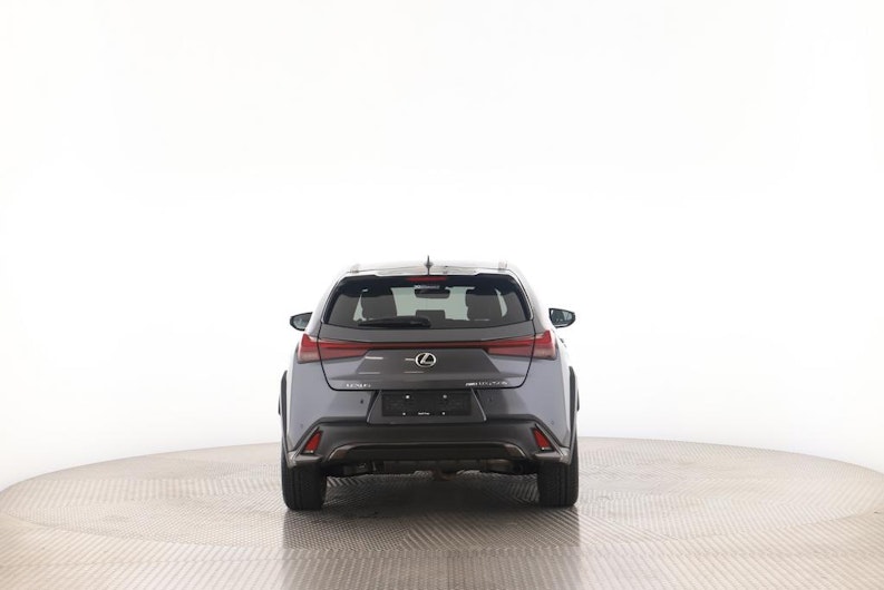 Vehicle image LEXUS UX