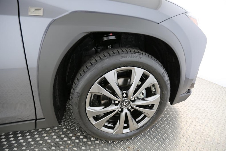 Vehicle image LEXUS UX