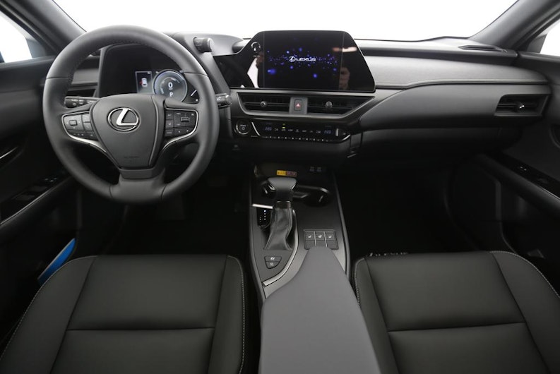 Vehicle image LEXUS UX