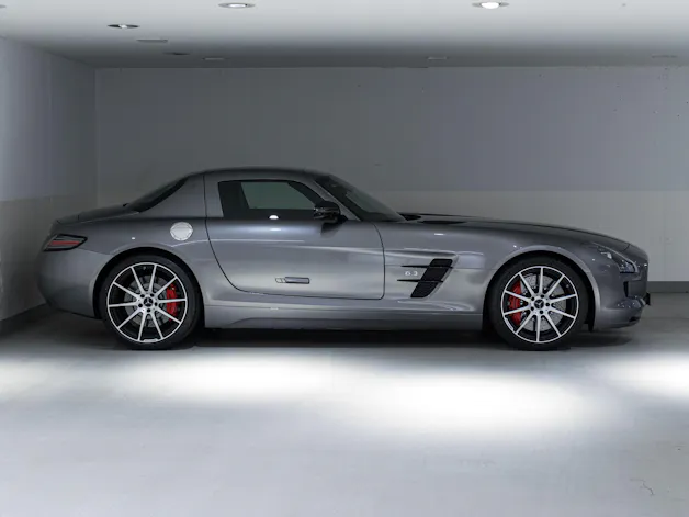 Mercedes-Benz SLS 63 AMG GT