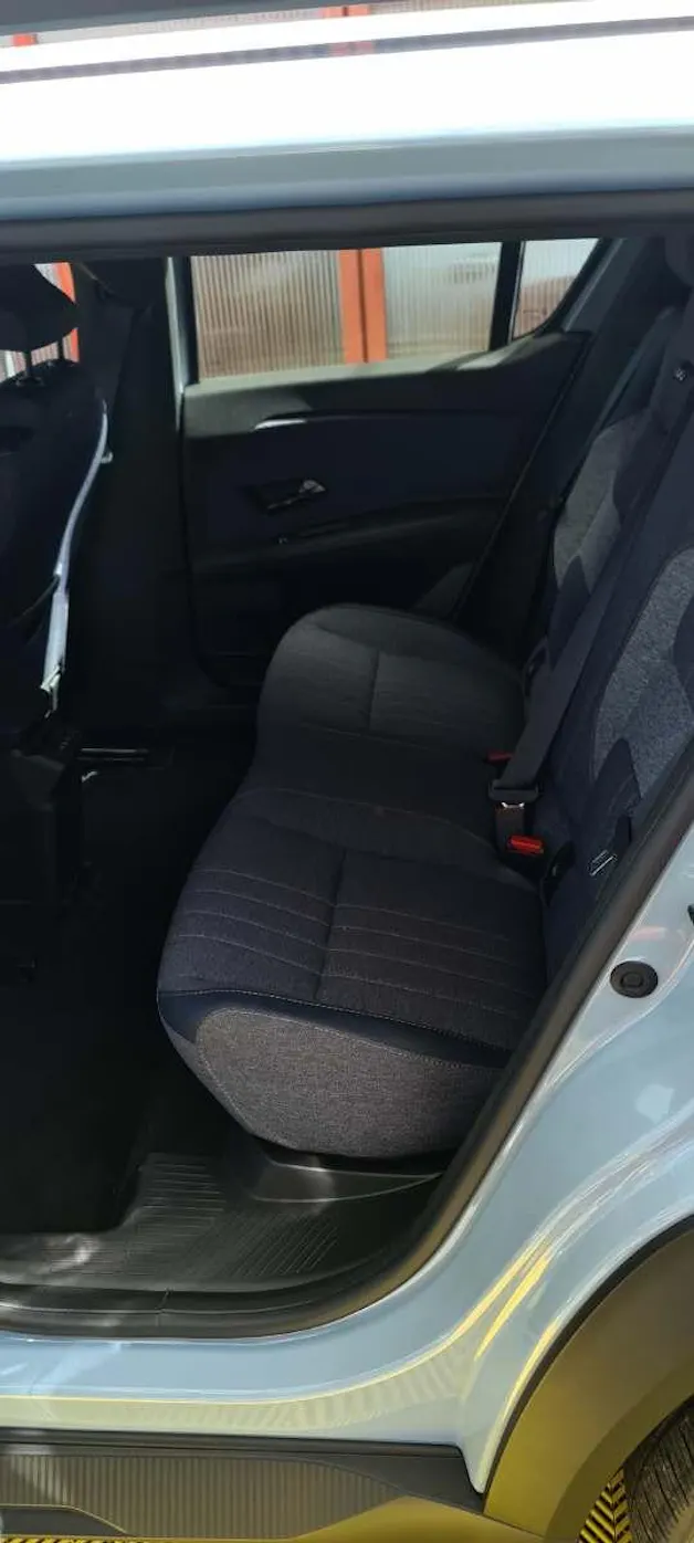Renault 4 E-Tech Comfort Range techno