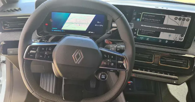 Renault 4 E-Tech Comfort Range techno