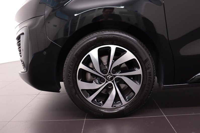 Vehicle image CITROEN SPACETOURER