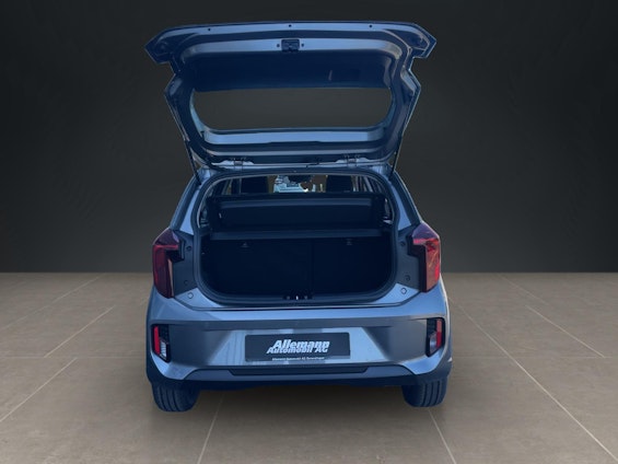 Vehicle image 14 Vehicle image 14