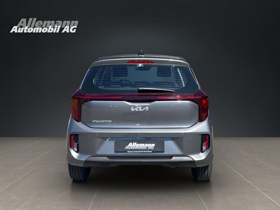 Vehicle image 3 Vehicle image 3