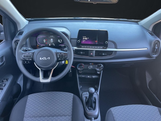 Vehicle image 9 Vehicle image 9