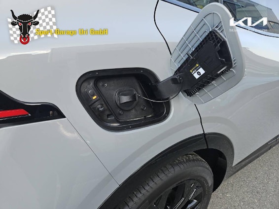 Vehicle image 13 Vehicle image 13