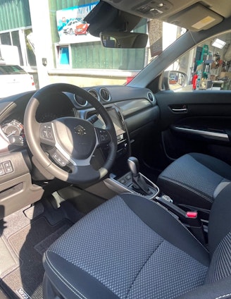 Vehicle image 8 Vehicle image 8