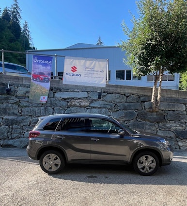 Vehicle image 4 Vehicle image 4