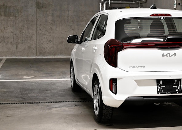 Vehicle image 12 Vehicle image 12