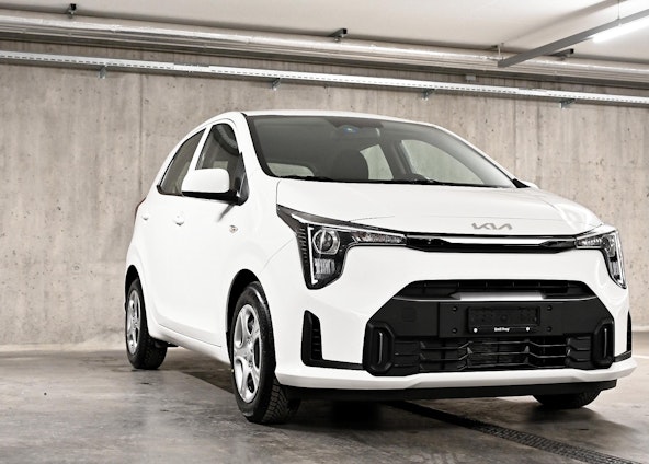 Vehicle image 10 Vehicle image 10