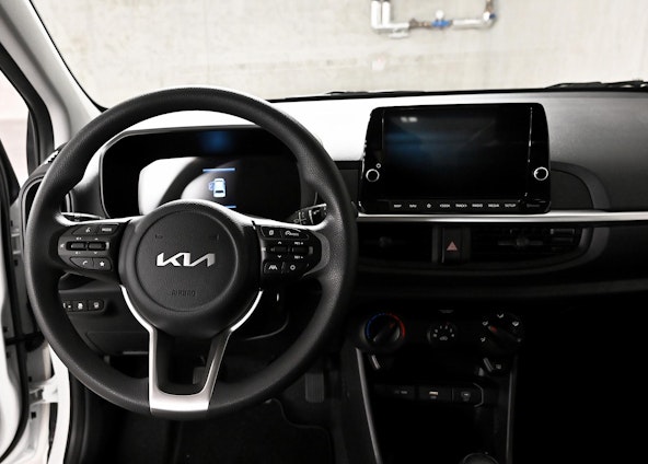 Vehicle image 4 Vehicle image 4