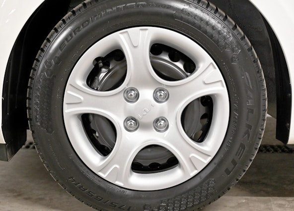 Vehicle image 13 Vehicle image 13