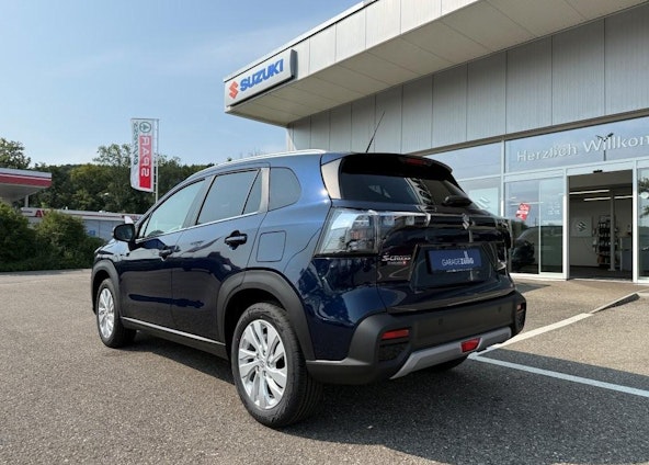 Vehicle image 3 Vehicle image 3