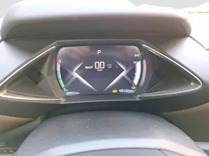 DS Automobiles 3 Crossback E-Tense So Chic