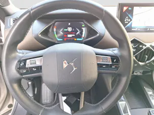 DS Automobiles 3 Crossback E-Tense So Chic