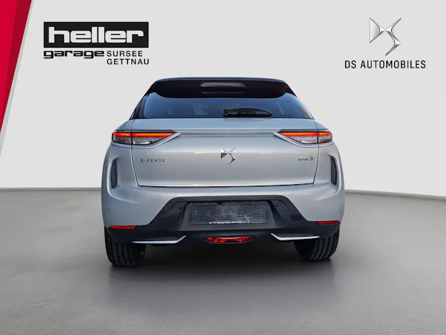 DS Automobiles 3 Crossback E-Tense So Chic
