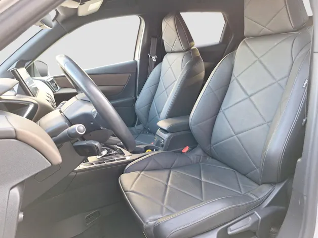DS Automobiles 3 Crossback E-Tense So Chic