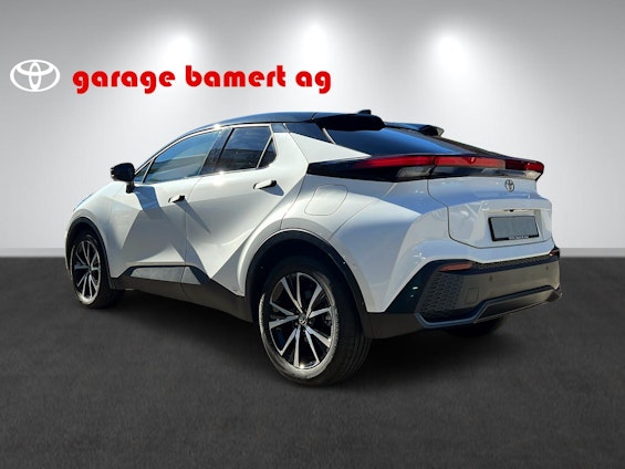 Vehicle image 3 Vehicle image 3