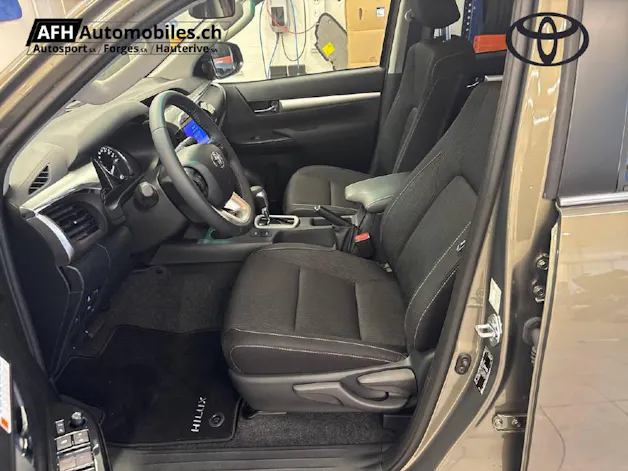Toyota Hilux Double Cab.-pick-up 2.4
