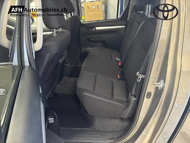 Toyota Hilux Double Cab.-pick-up 2.4