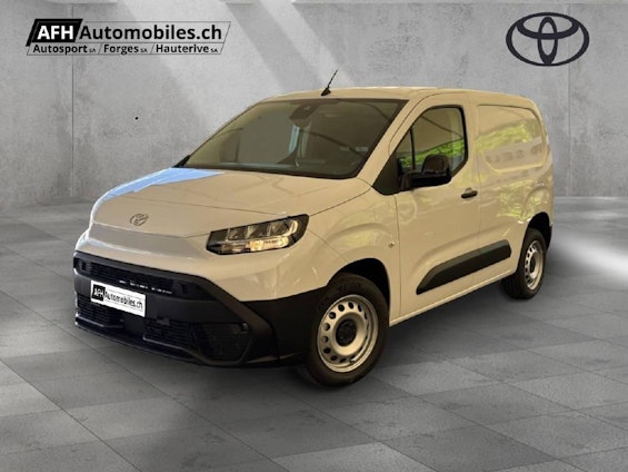 First vehicle image
