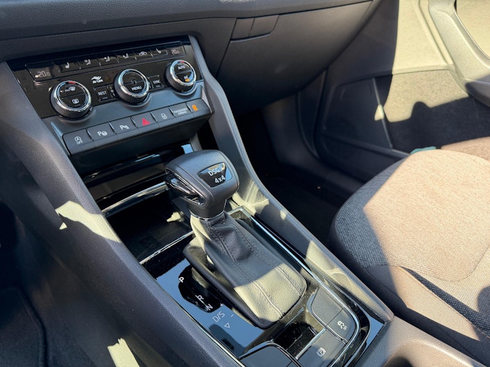 Fahrzeugbild SKODA KODIAQ