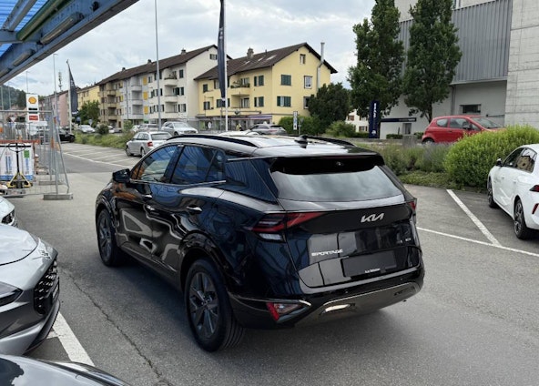 Vehicle image 3 Vehicle image 3