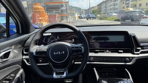 Vehicle image 8 Vehicle image 8