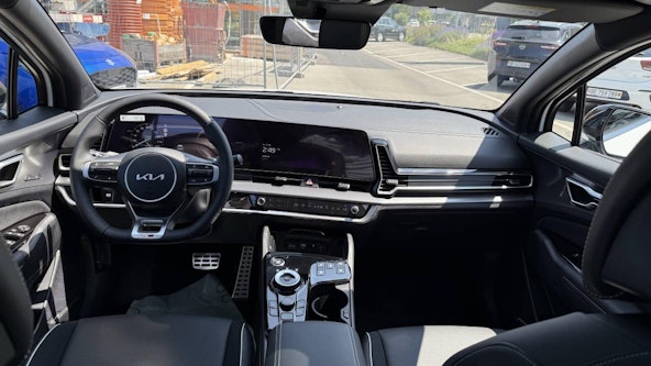 Vehicle image 7 Vehicle image 7