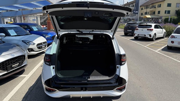 Vehicle image 5 Vehicle image 5