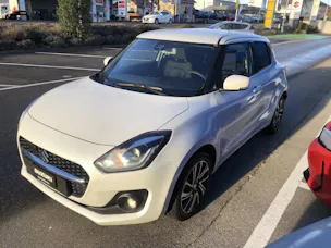 Suzuki Swift 1.2 Compact Top Hybrid