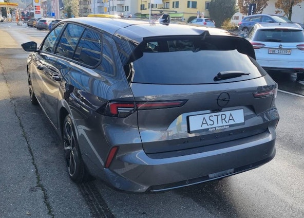 Vehicle image 5 Vehicle image 5