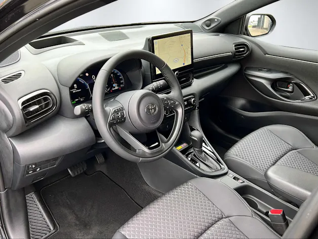 Toyota Yaris 1.5 VVT-i HSD Premium