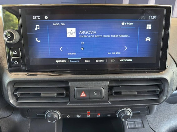 Vehicle image 7 Vehicle image 7