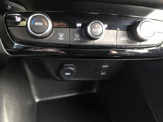 Vehicle image 12 Vehicle image 12