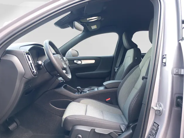 Volvo XC40 2.0 B3 MH XCITE