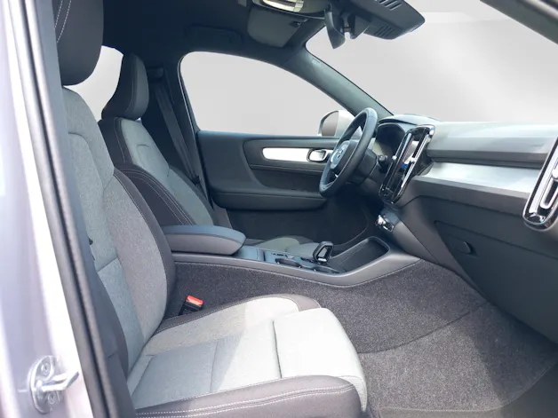Volvo XC40 2.0 B3 MH XCITE