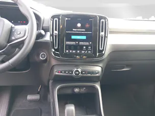 Volvo XC40 2.0 B3 MH XCITE