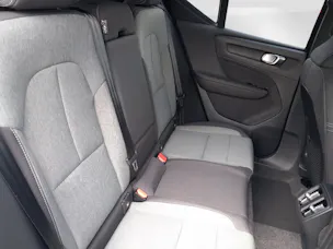 Volvo XC40 2.0 B3 MH XCITE