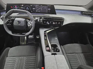 Peugeot E-3008 Launch Edition 4x4