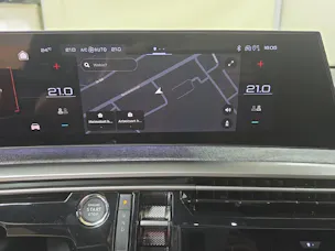 Peugeot E-3008 Launch Edition 4x4