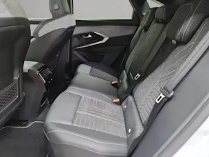 Peugeot E-3008 Launch Edition 4x4