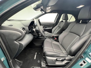 Vehicle image TOYOTA Yaris Cross 1.5 VVT-i HSD Premium AWD-i